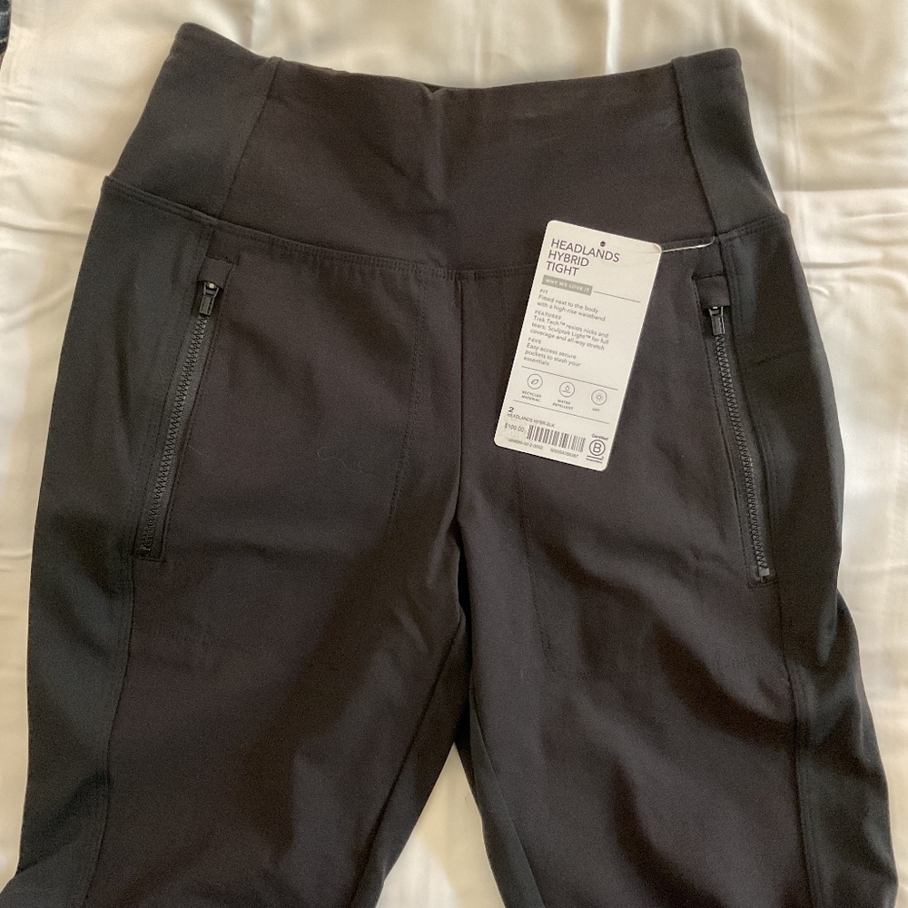 Athleta Headlands Hybrid Tight NWT